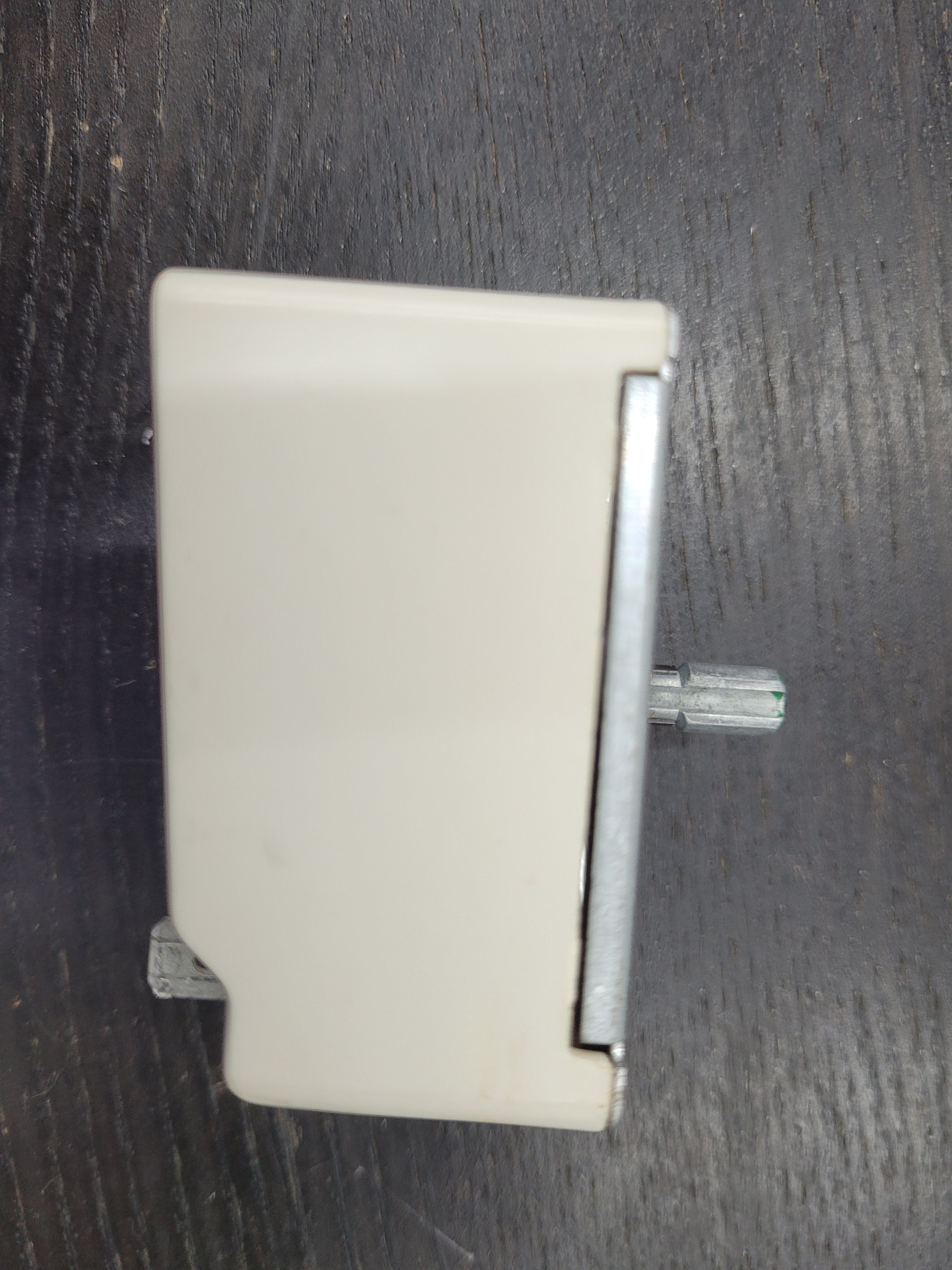 Whirlpool Range Burner Infinite Control Switch 3148953 PS336886 AP3029710 Whirlpool Range Burner Infinite Control Switch 3148953 PS336886 AP3029710